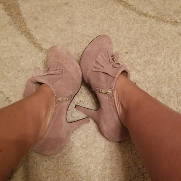 SOLD! - Picture 4 of 4